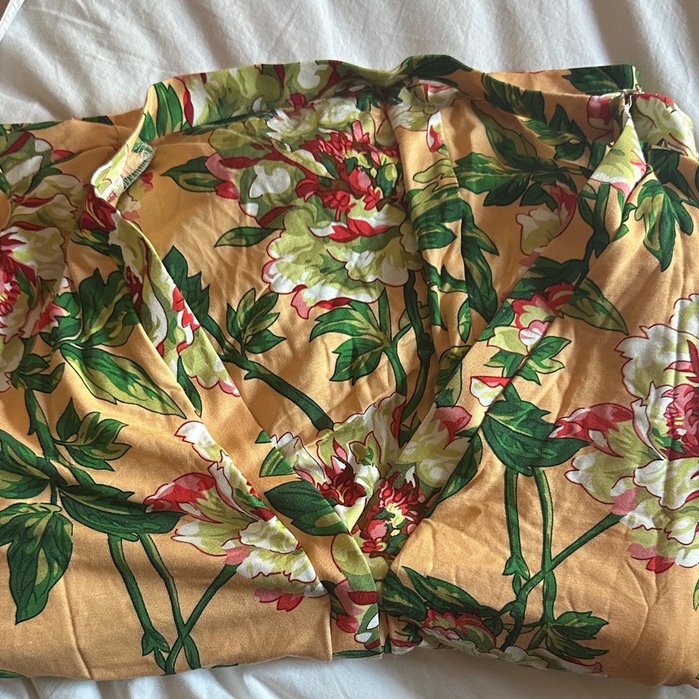 Floral Maternity Robe - Picture 11 of 11